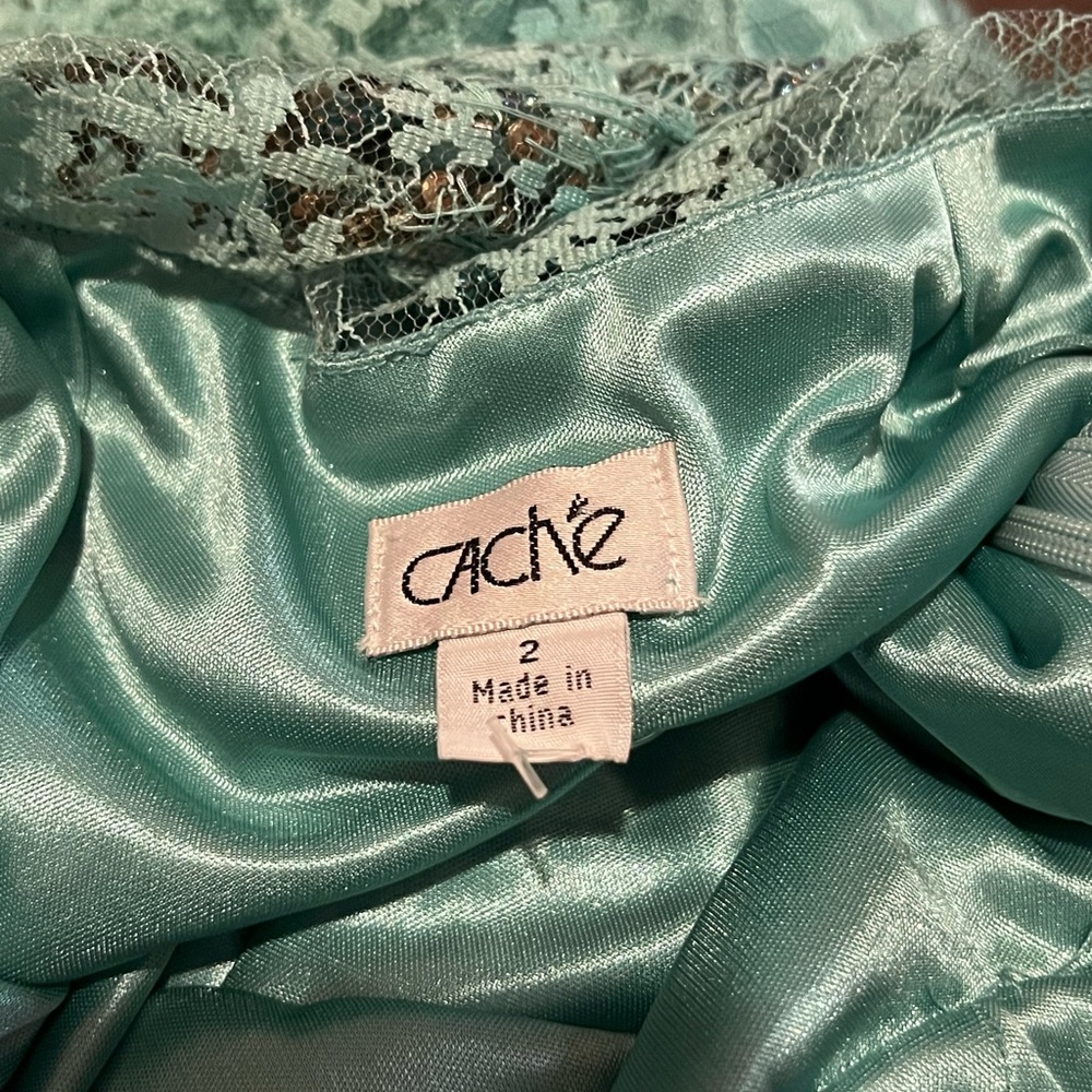 Elegant Teal Lace Dress - Picture 3 of 3